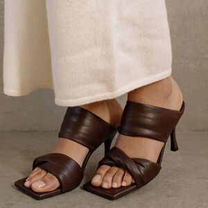 Aloha Twist Strap Coffee Brown